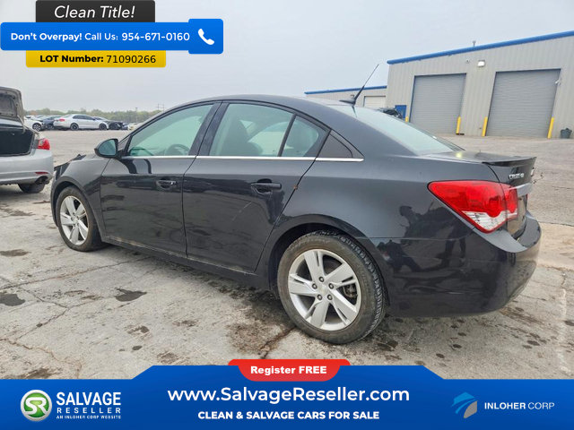 Used 2014 Chevrolet Cruze Diesel FWD image 3