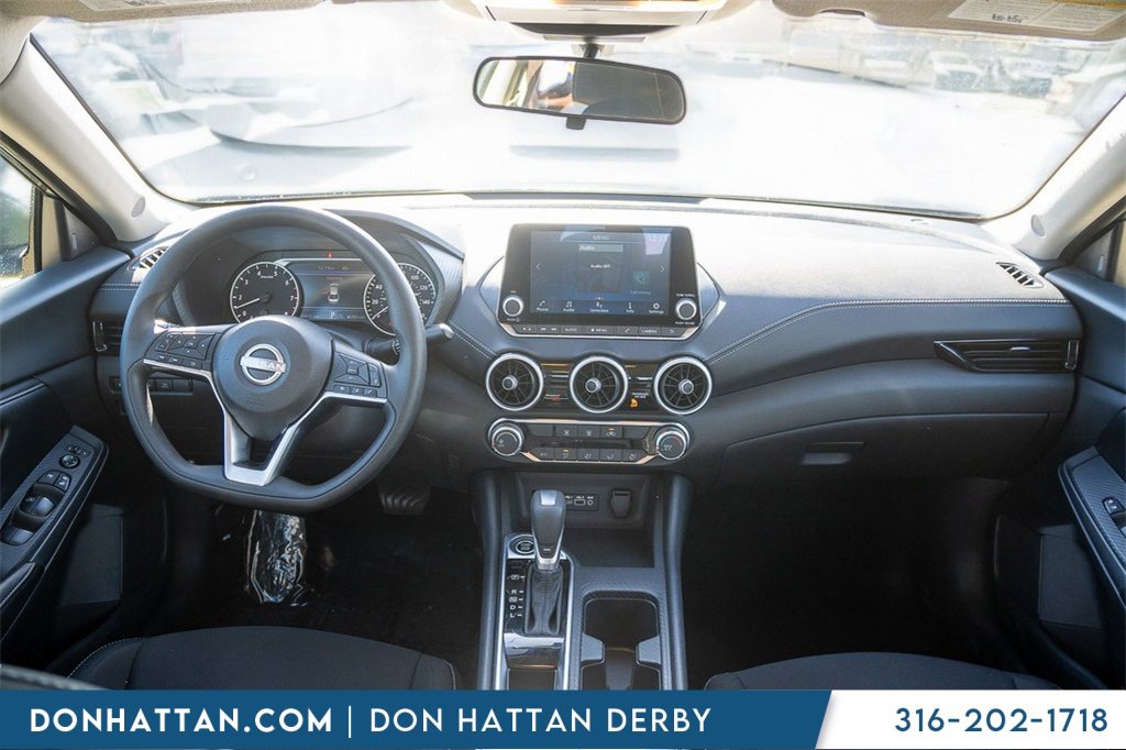 Used 2024 Nissan Sentra SV image 4