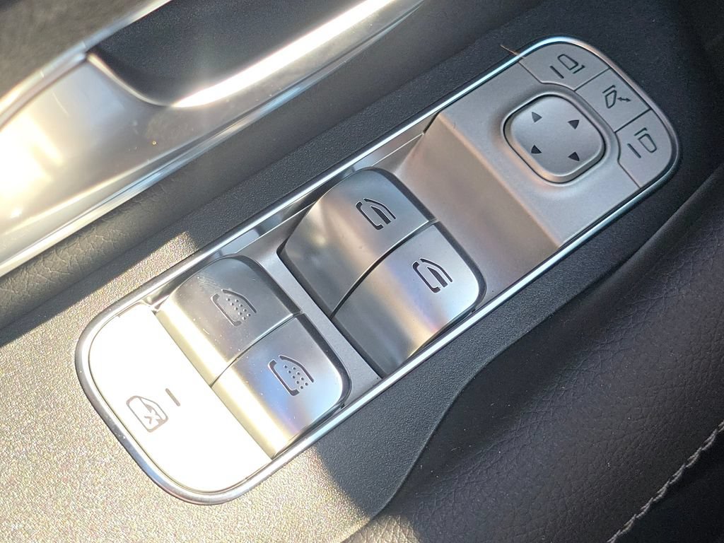 New 2026 Mercedes-Benz GLS 450 4MATIC image 29