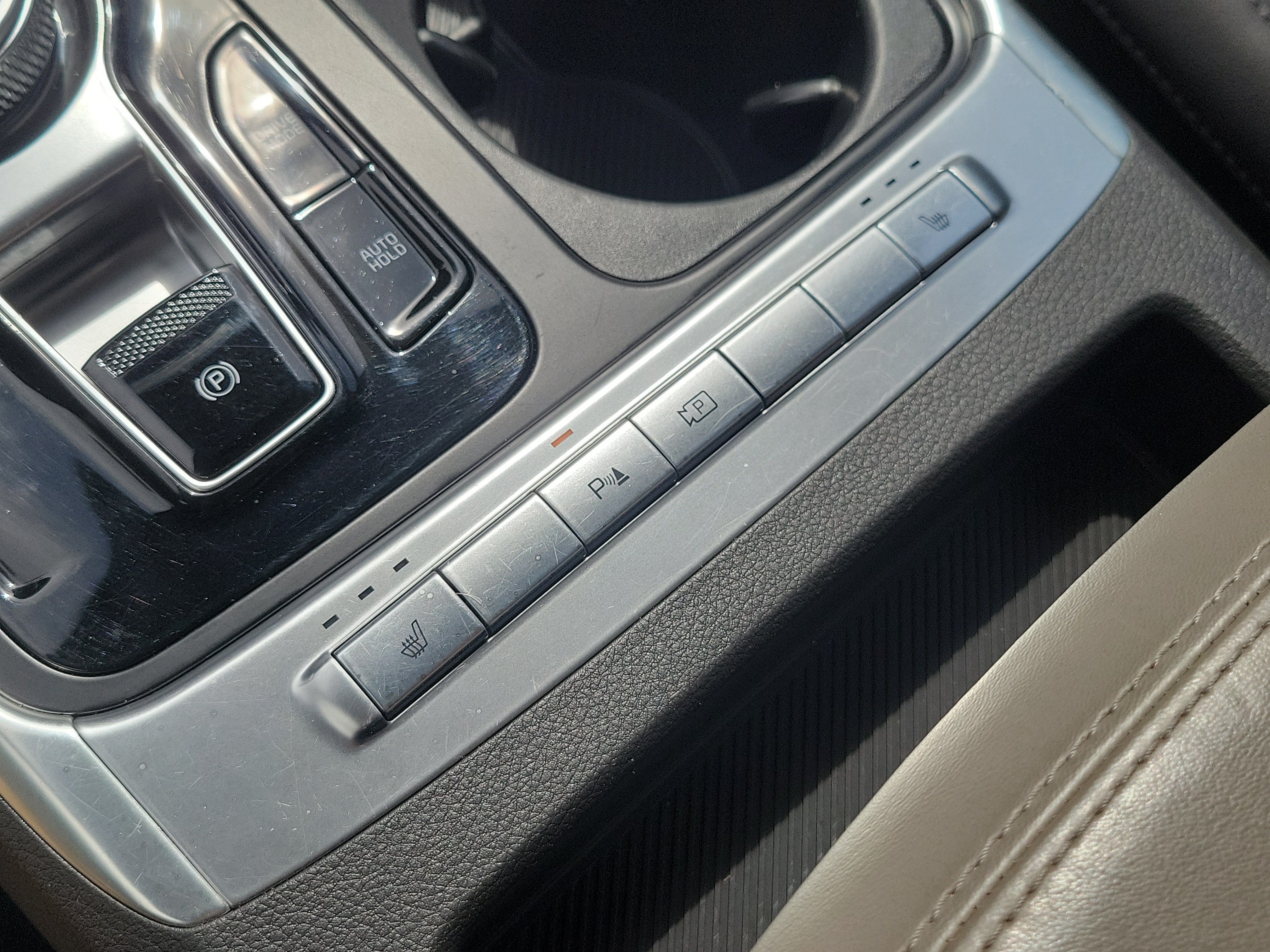 Certified 2025 Kia Carnival EX FWD image 35