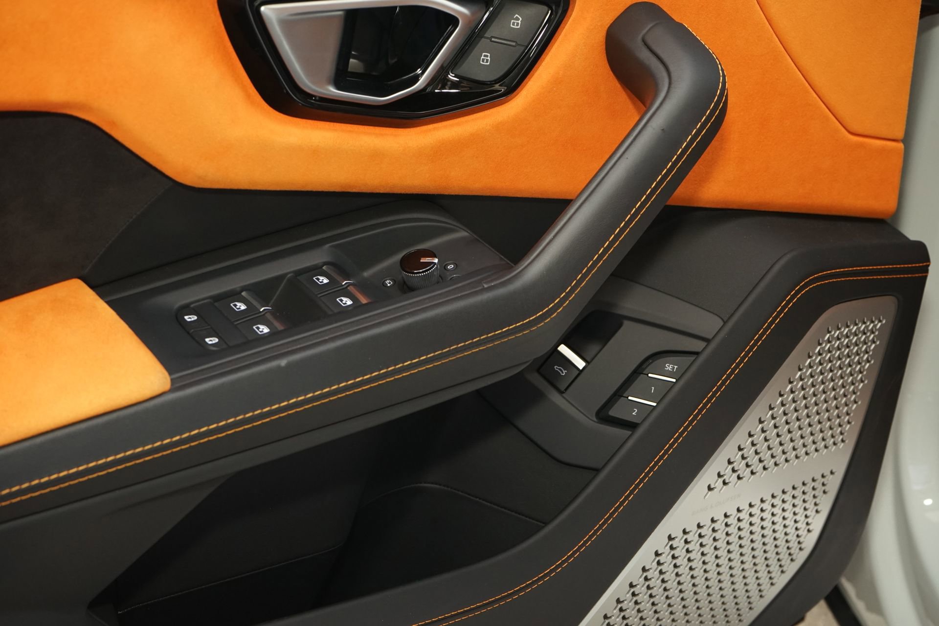 Used 2021 Lamborghini Urus image 25