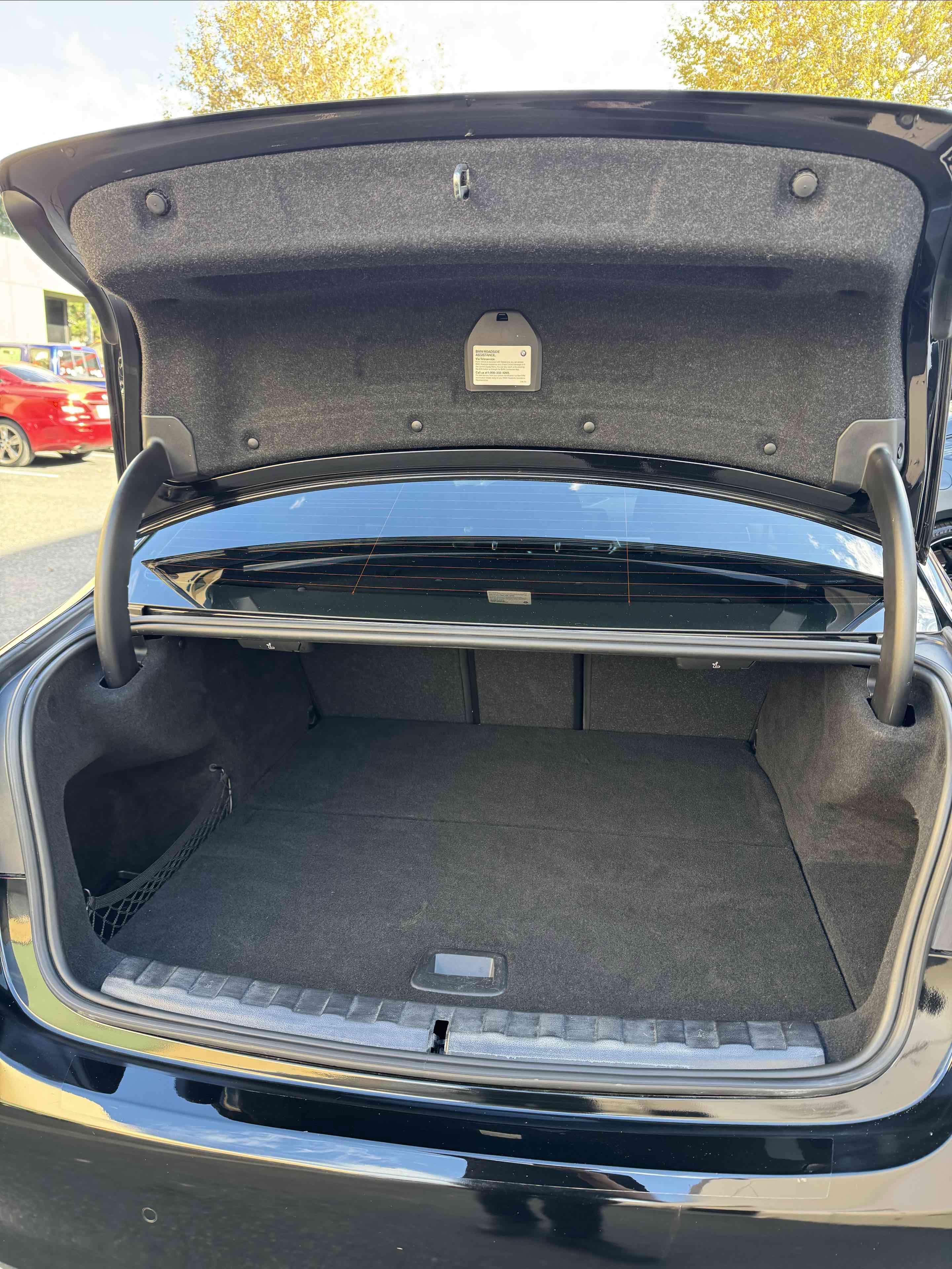 Used 2021 BMW 330e image 76