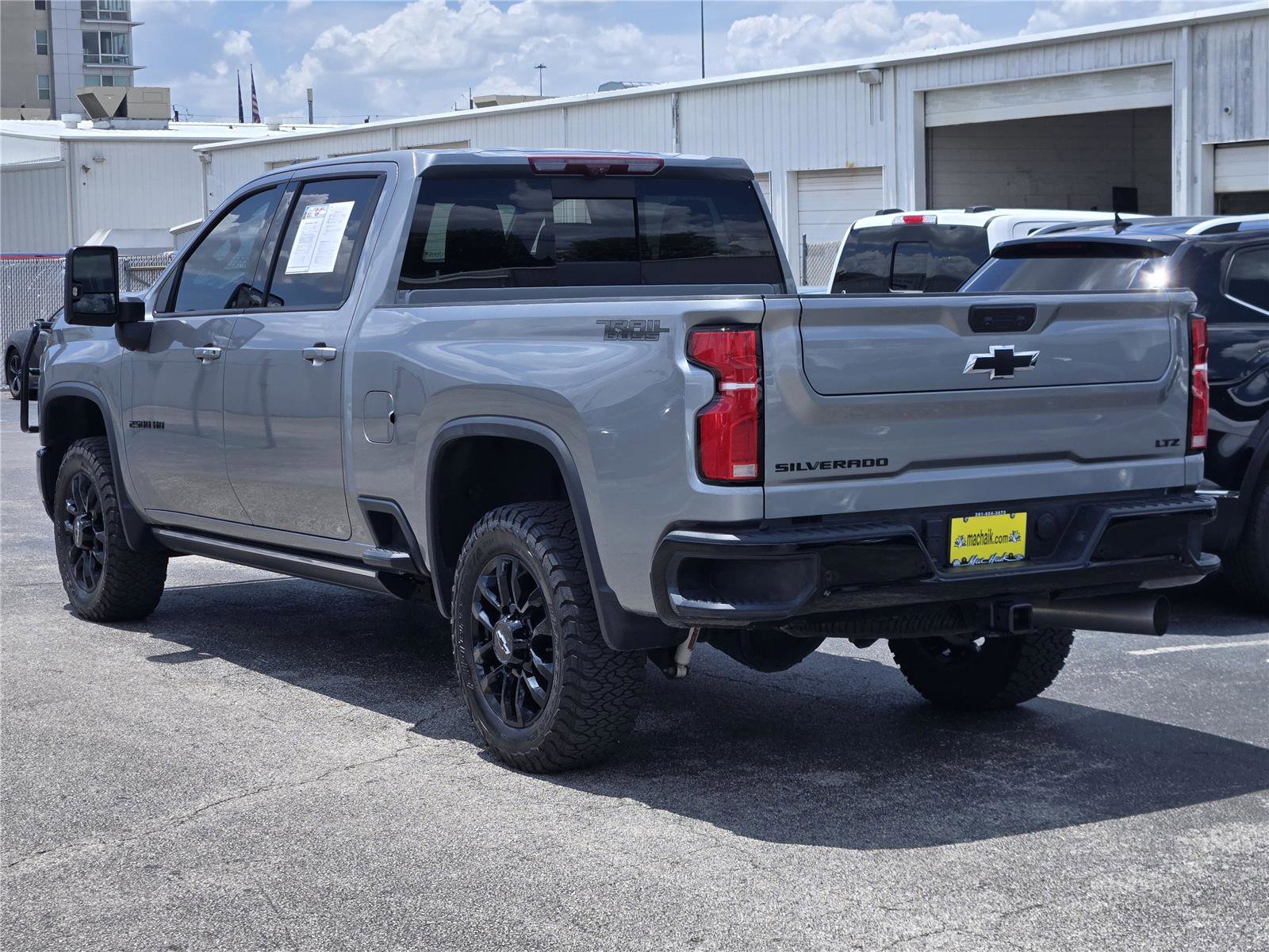 Used 2025 Chevrolet Silverado 2500 LTZ w/ LTZ Plus Package AWD/4WD image 6