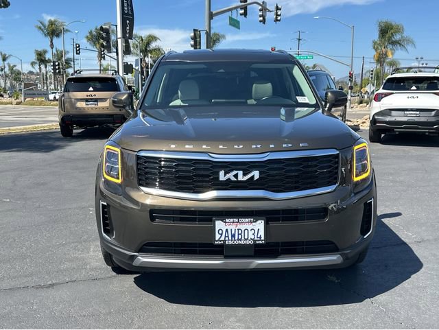 Used 2022 Kia Telluride EX w/ EX Premium Package image 2