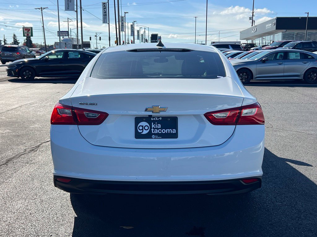 Used 2017 Chevrolet Malibu LS FWD image 8