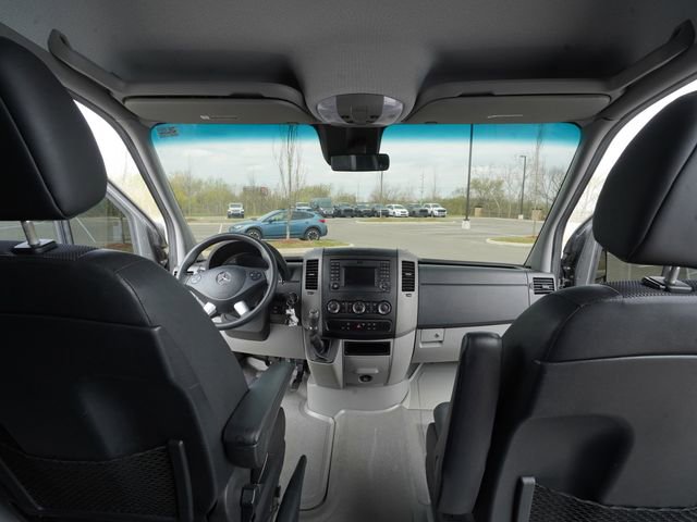 Used 2018 Mercedes-Benz Sprinter 2500 image 21