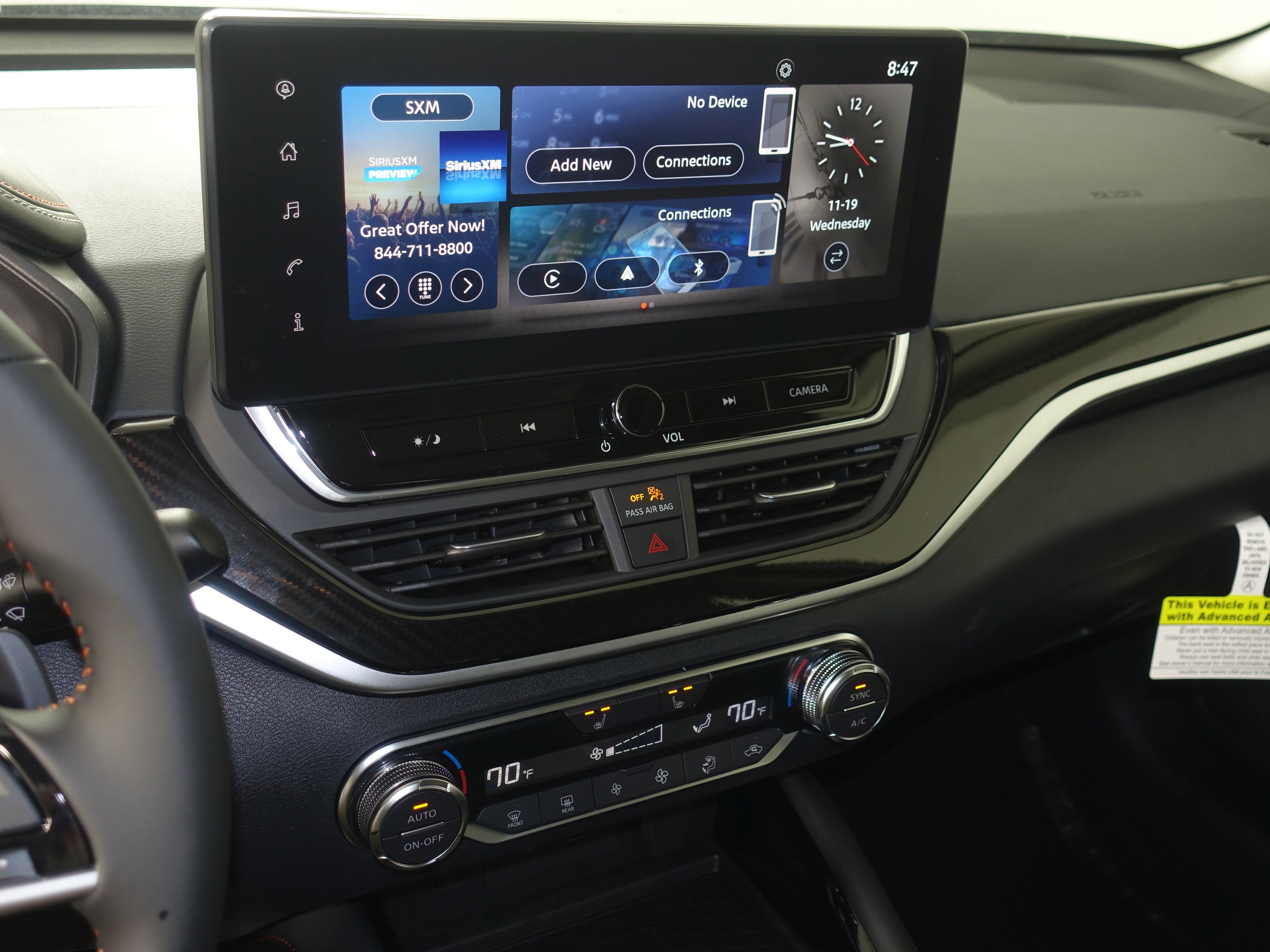 New 2025 Nissan Altima 2.5 SR image 9