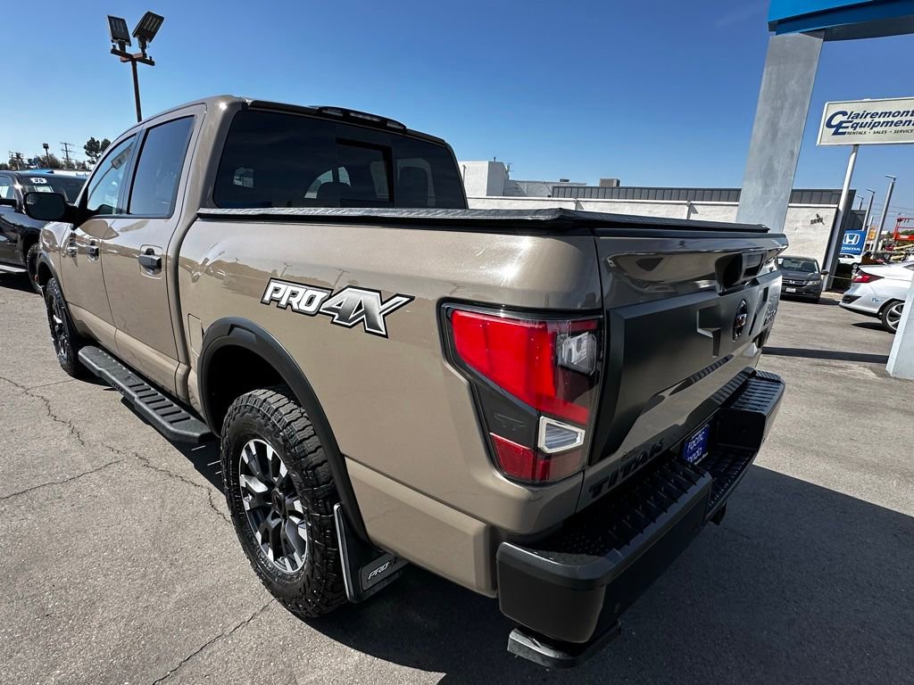Used 2021 Nissan Titan PRO-4X w/ Pro-4x Convenience Package AWD/4WD image 4