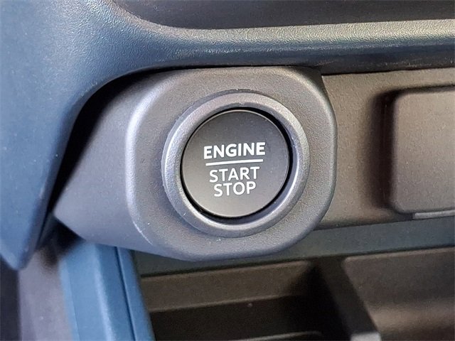 New 2025 Ford Maverick Lariat w/ Black Appearance Package image 17