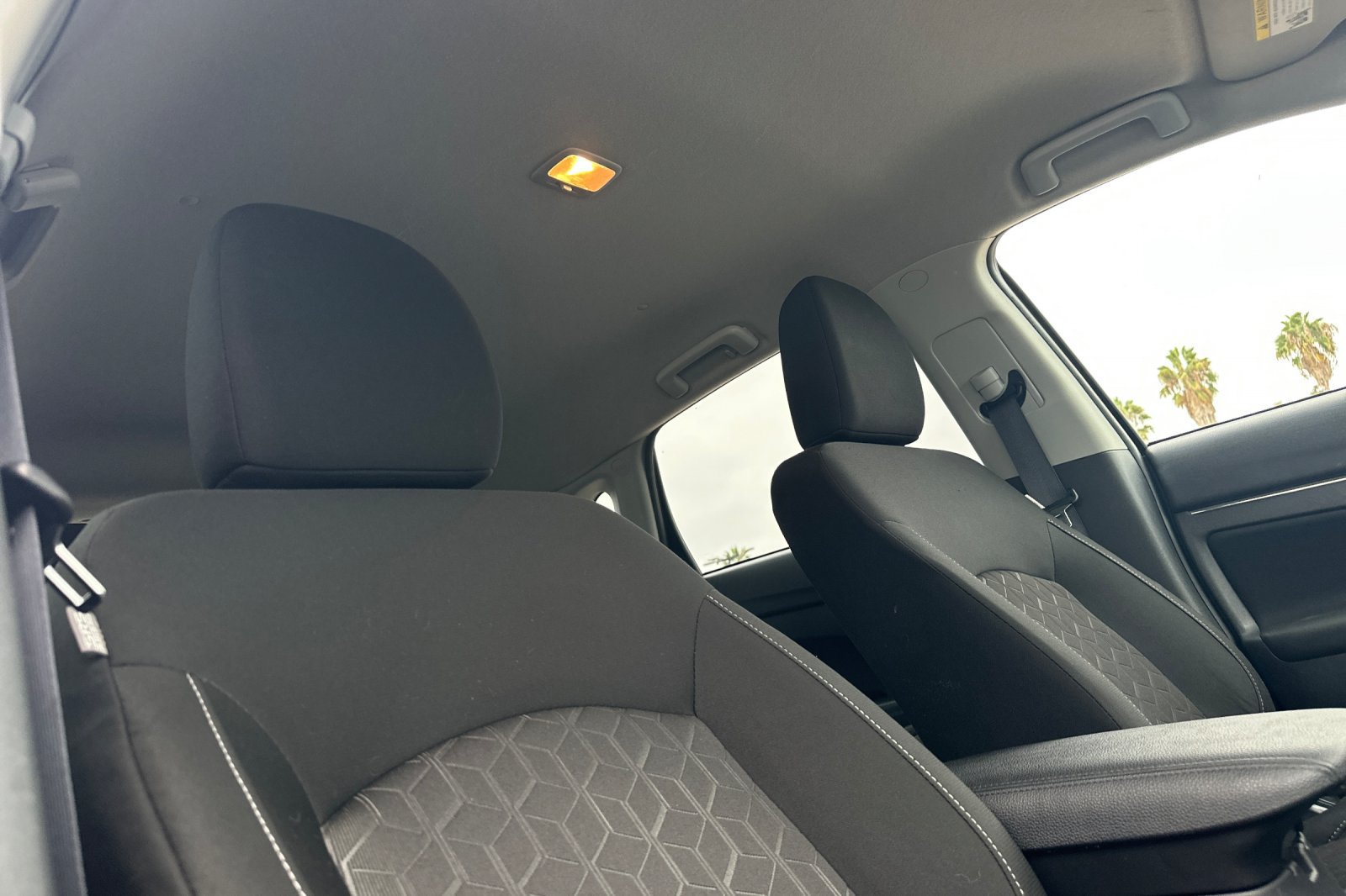 Used 2025 Mitsubishi Outlander Sport AWD image 16