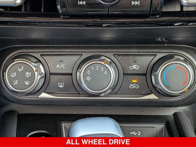 Certified 2025 Nissan Kicks SV AWD/4WD image 26