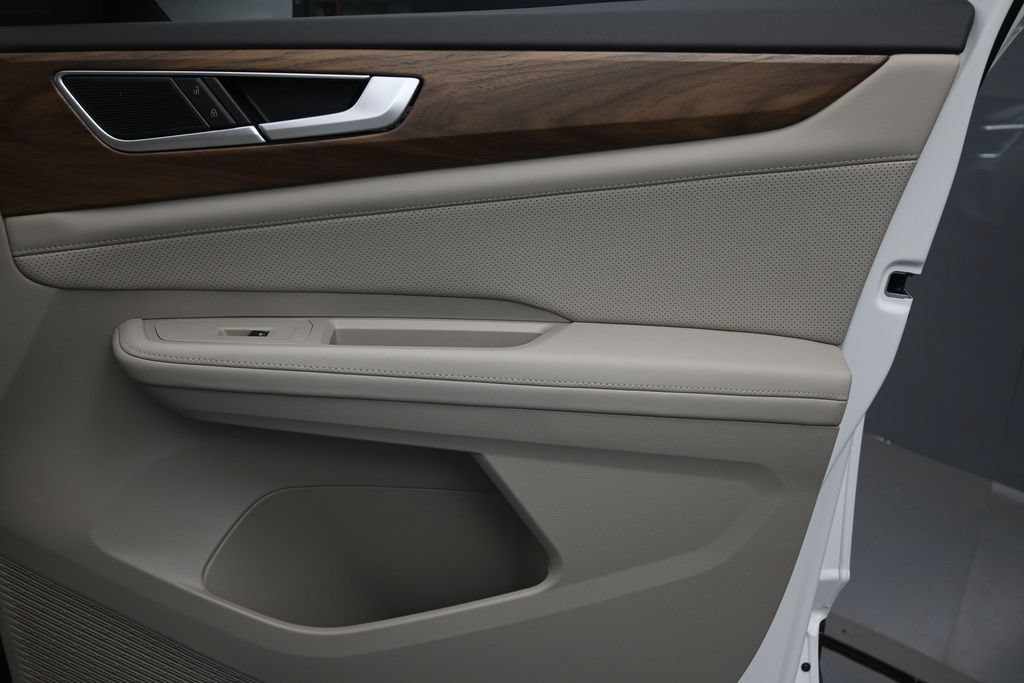 New 2026 Volkswagen Atlas SE FWD image 31