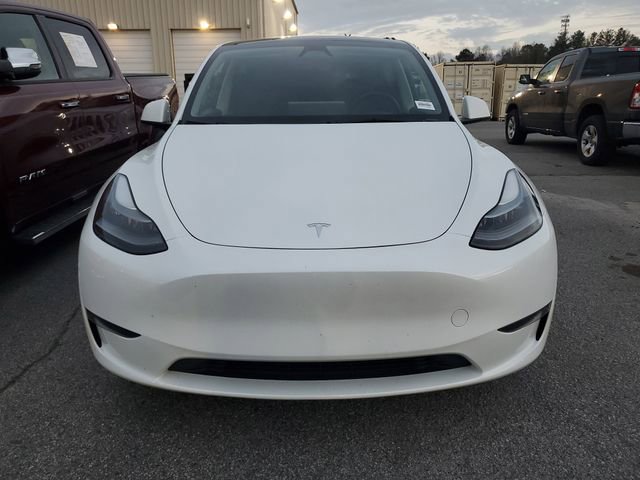 Used 2023 Tesla Model Y Long Range image 2