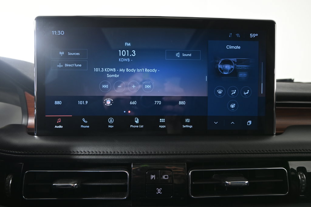 Used 2023 Lincoln Nautilus Reserve AWD/4WD image 26