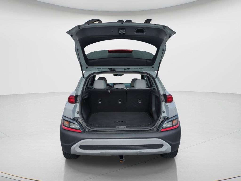 Used 2023 Hyundai Kona SEL w/ Cargo Package FWD image 10