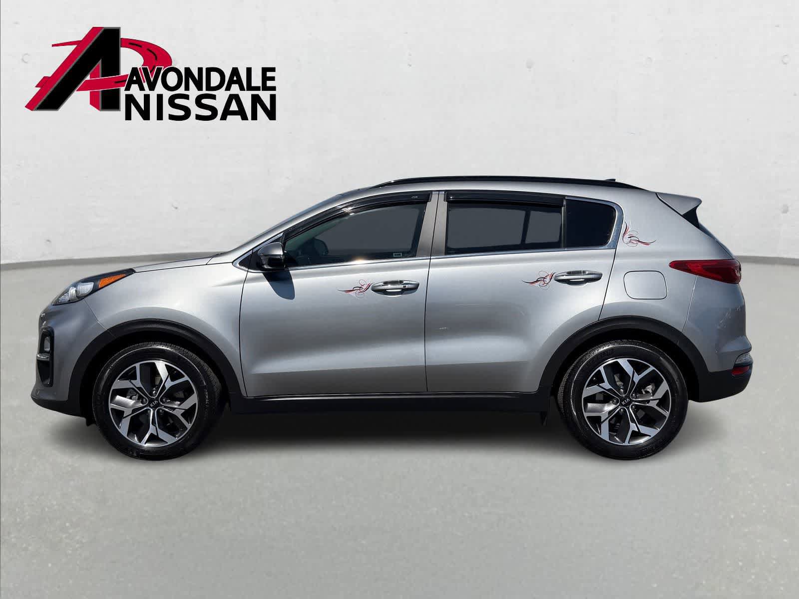 Used 2021 Kia Sportage EX w/ EX Technology Package image 3