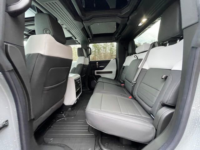 New 2025 GMC Hummer EV 2X image 18