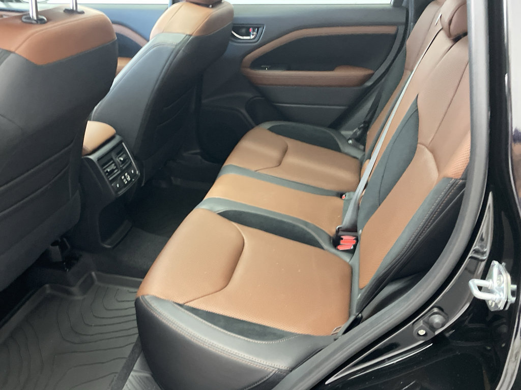 Certified 2025 Subaru Forester Touring w/ Protection Package image 30