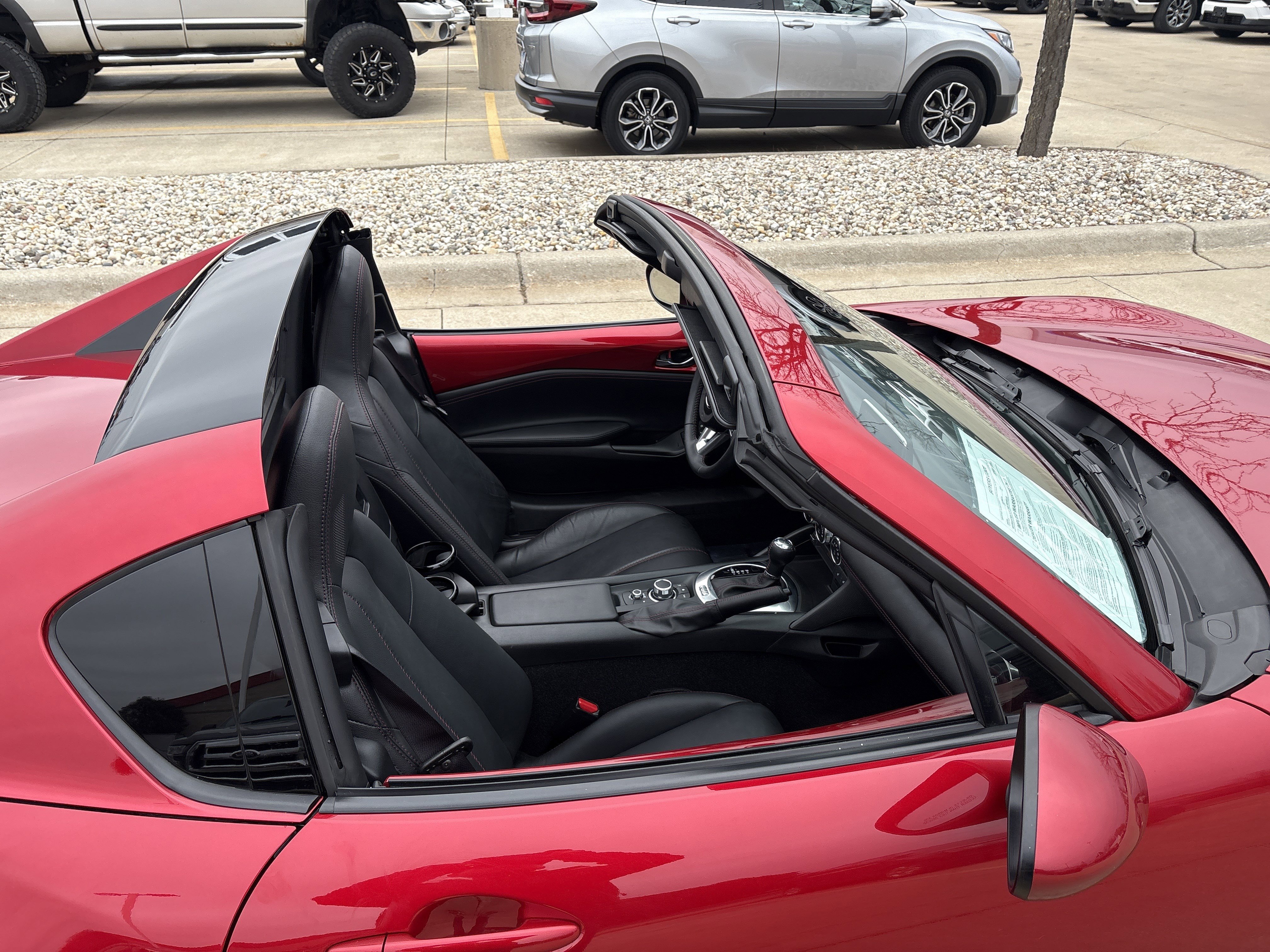 Used 2017 MAZDA MX-5 Miata RF Grand Touring RWD image 19