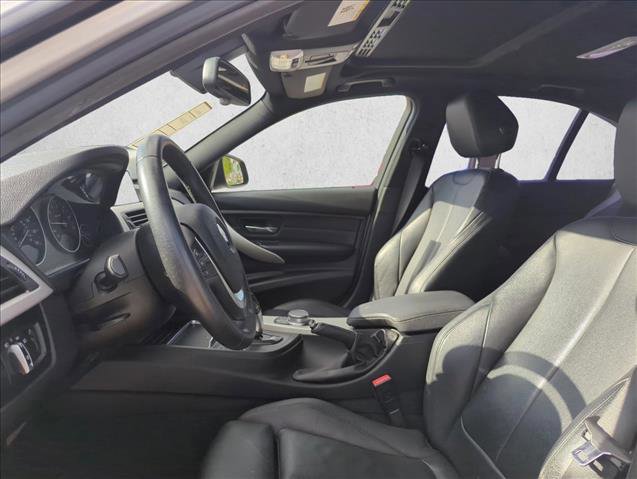 Used 2018 BMW 320i Sedan image 13