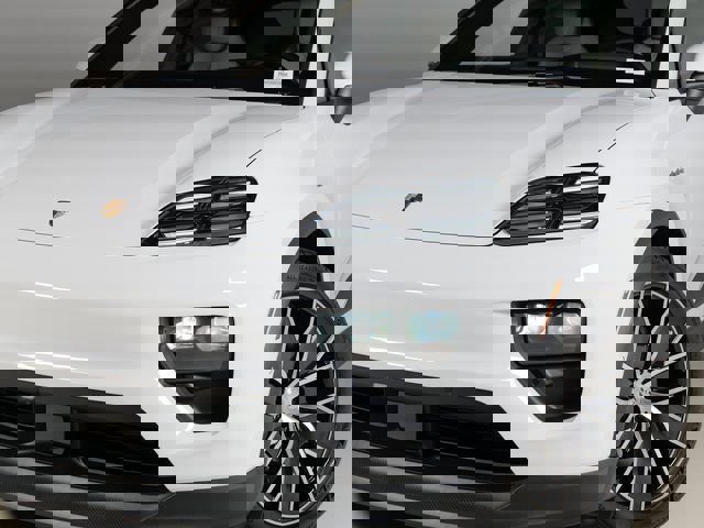 New 2026 Porsche Macan 4 Electric image 28