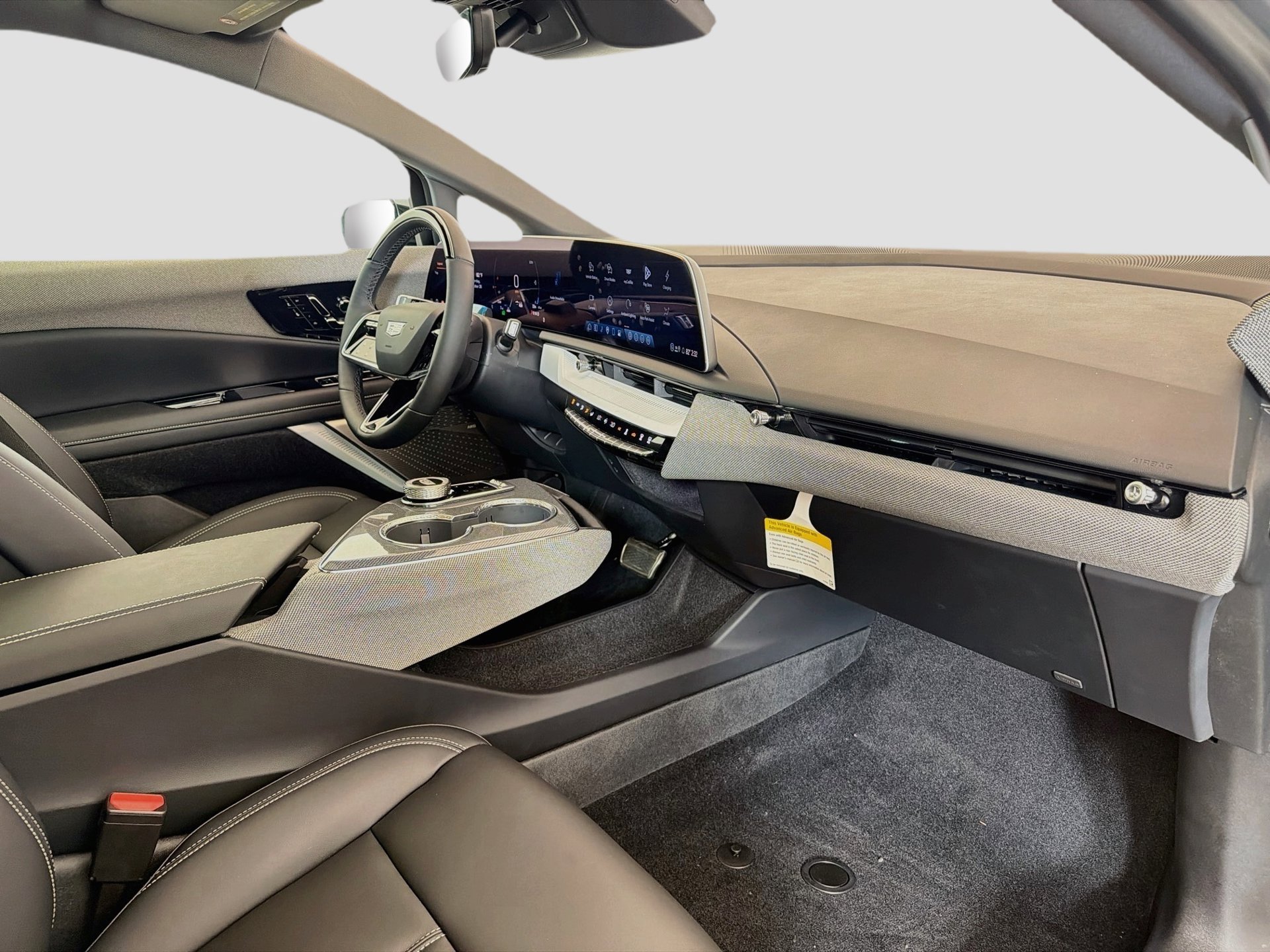 New 2027 Cadillac Optiq Sport w/ LPO, ONYX Package AWD/4WD image 14