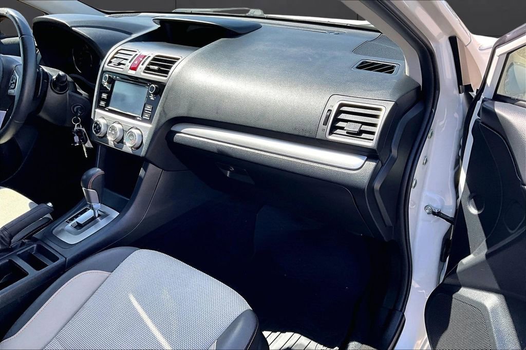 Used 2016 Subaru Crosstrek 2.0i Premium w/ Moonroof Package image 14