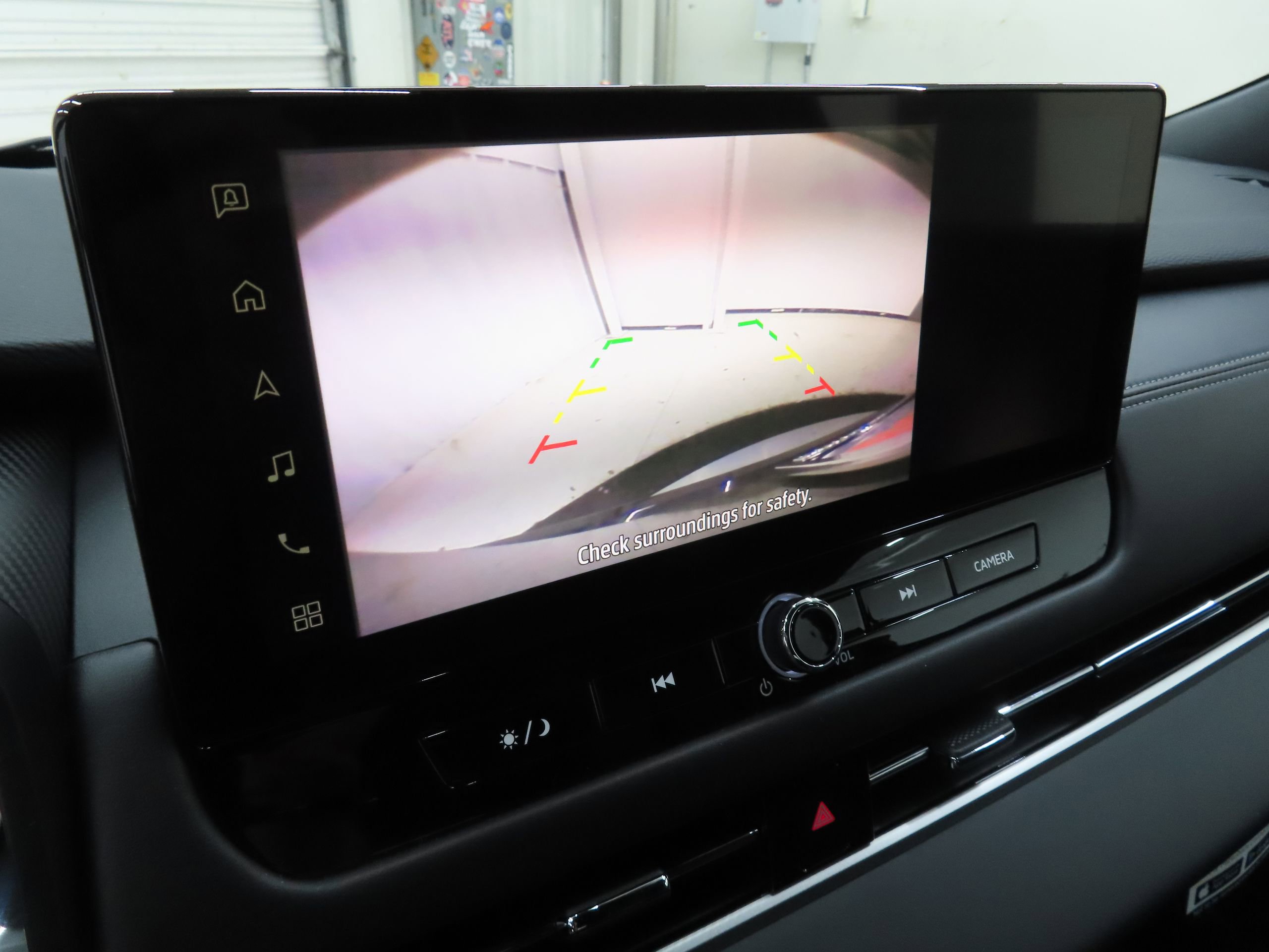 New 2026 Mitsubishi Outlander LE FWD image 17