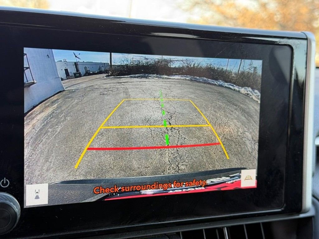 Used 2024 Toyota RAV4 XLE image 21