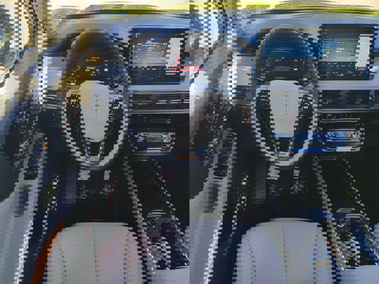 New 2026 Lincoln Corsair Premiere image 16