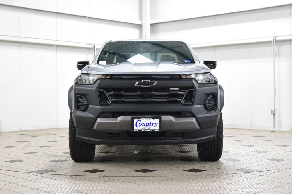 New 2026 Chevrolet Colorado Trail Boss AWD/4WD image 2