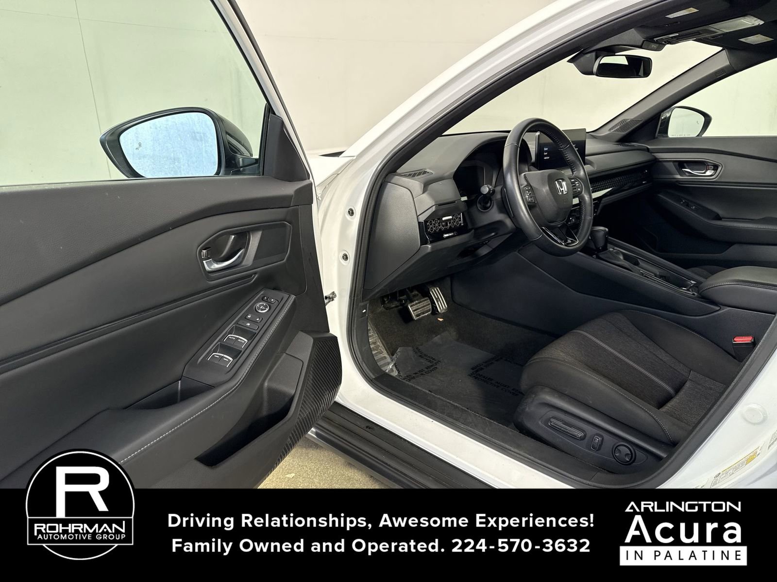 Used 2023 Honda Accord Sport image 4