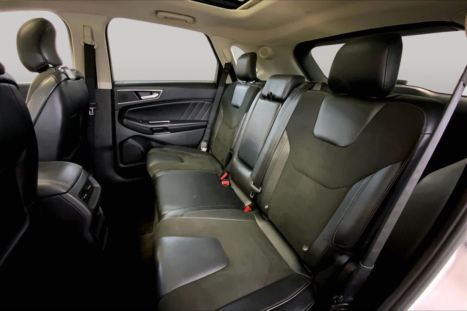 Used 2016 Ford Edge Sport w/ Equipment Group 401A AWD/4WD image 20