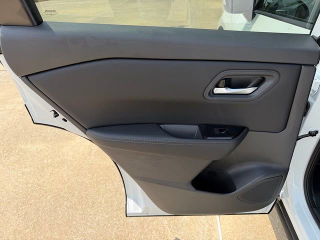 New 2026 Nissan Rogue SV FWD image 15