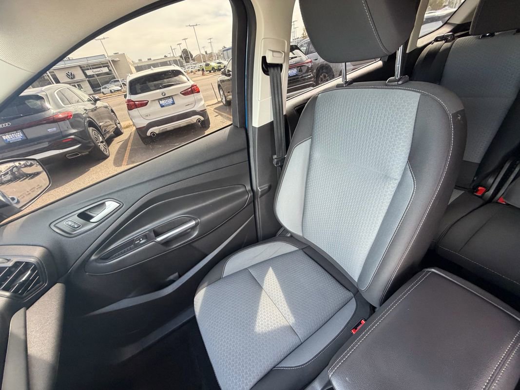 Used 2018 Ford Escape SE w/ SE Sync 3 Package image 40