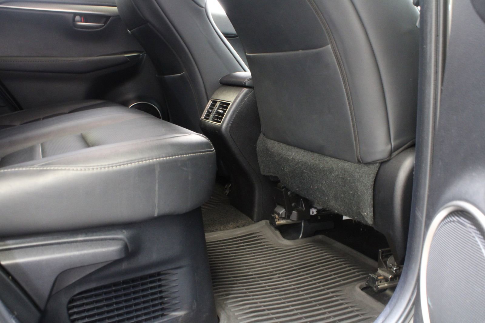 Used 2015 Lexus NX 200t F Sport image 9