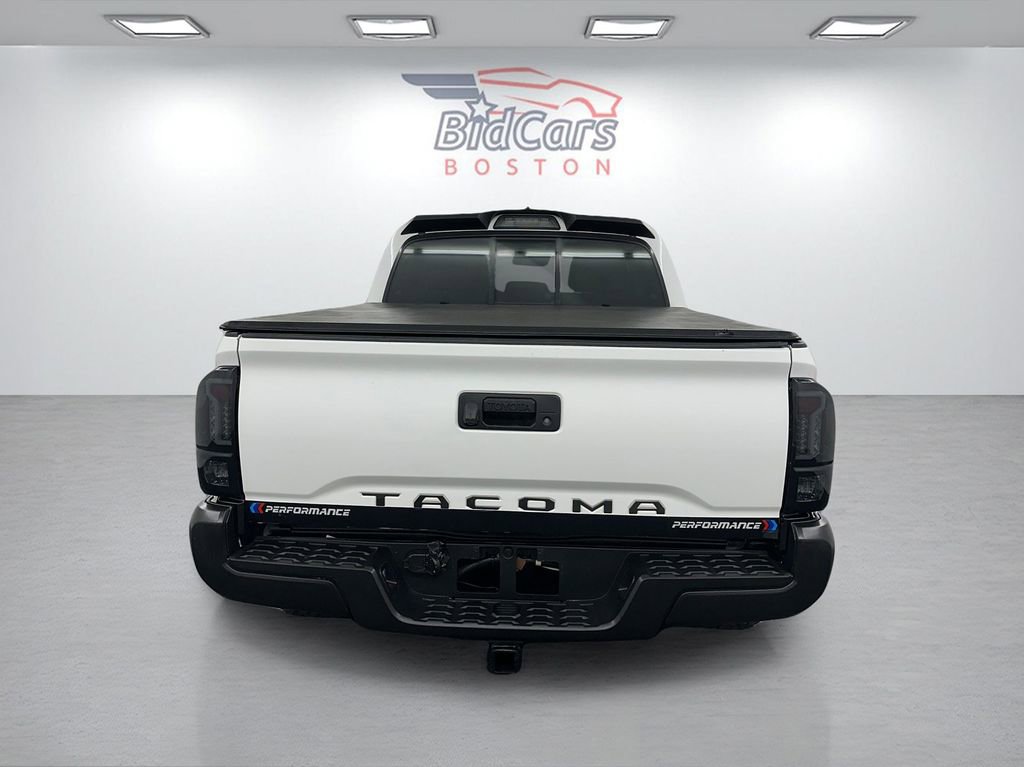 Used 2018 Toyota Tacoma SR w/ SR Convenience Package image 5