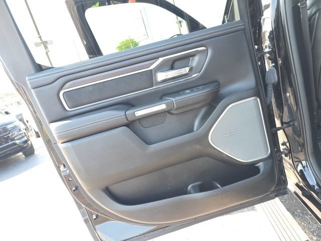 Used 2025 RAM 1500 Laramie w/ Advanced Safety Group II AWD/4WD image 29