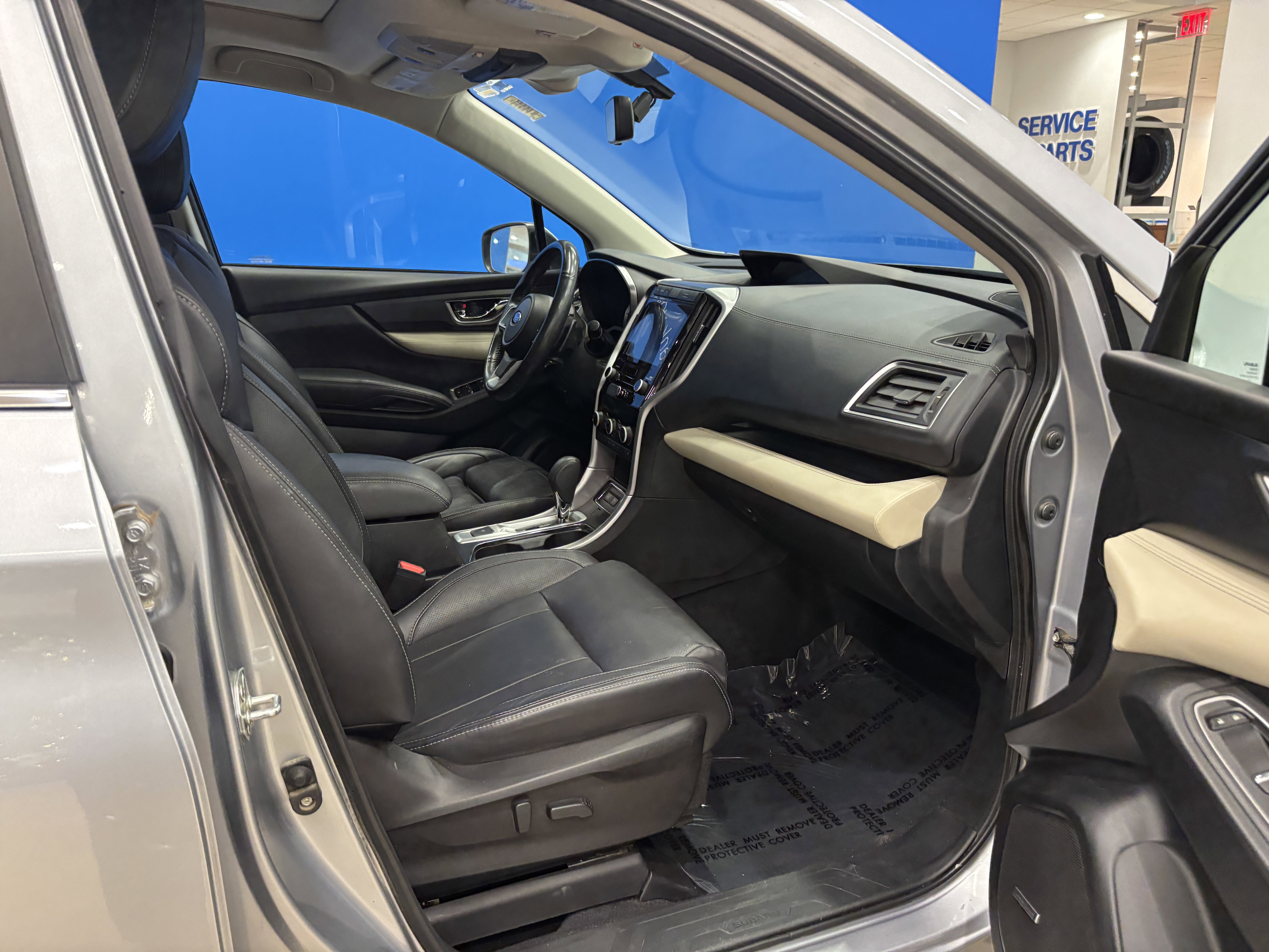 Used 2022 Subaru Ascent Limited w/ Technology Package image 17