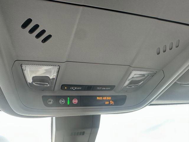 Used 2023 Chevrolet Equinox LT image 27