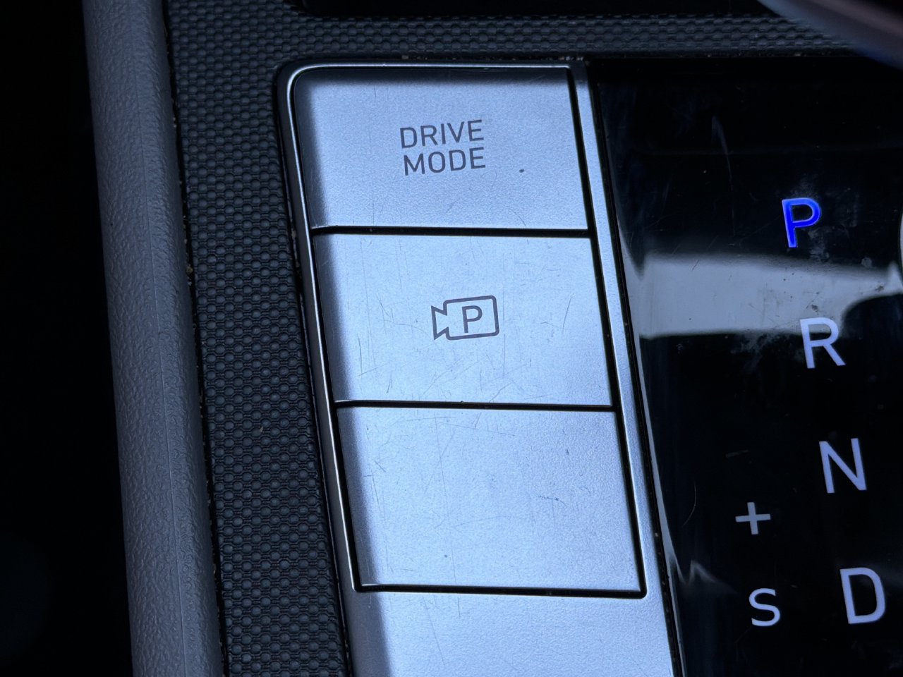 Used 2024 Hyundai Elantra SEL FWD image 7