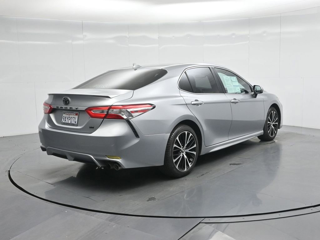 Used 2020 Toyota Camry SE image 24