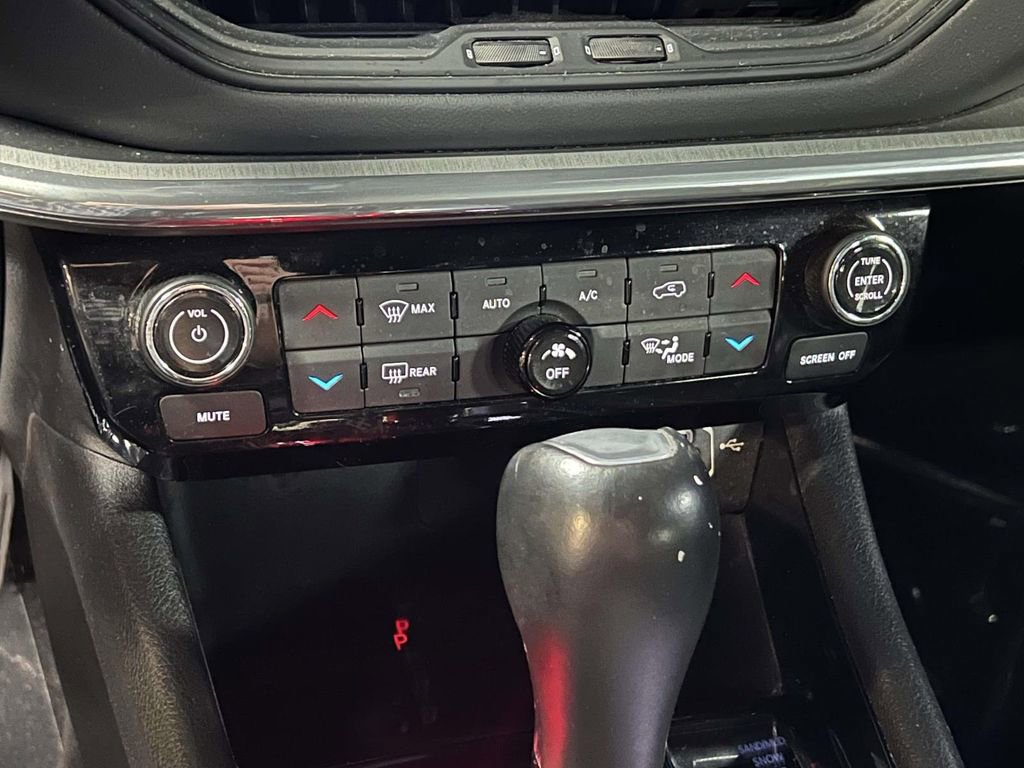 Used 2022 Jeep Compass High Altitude AWD/4WD image 18