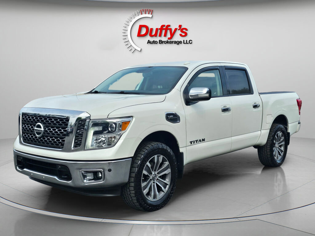 Used 2017 Nissan Titan SL AWD/4WD image 13