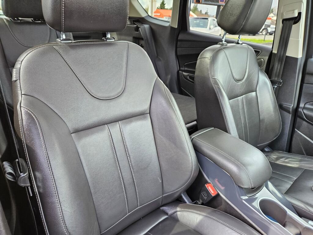 Used 2013 Ford Escape Titanium w/ Parking Technology Pkg image 10