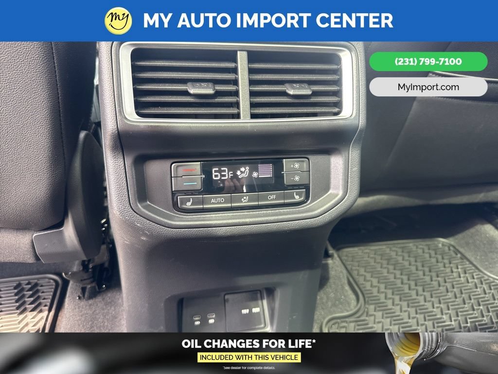 Used 2025 Volkswagen Atlas SEL Premium R-Line AWD/4WD image 25