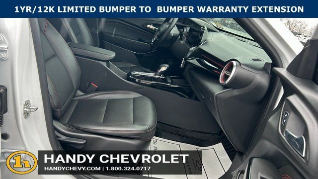 Certified 2025 Chevrolet Trax RS FWD image 45