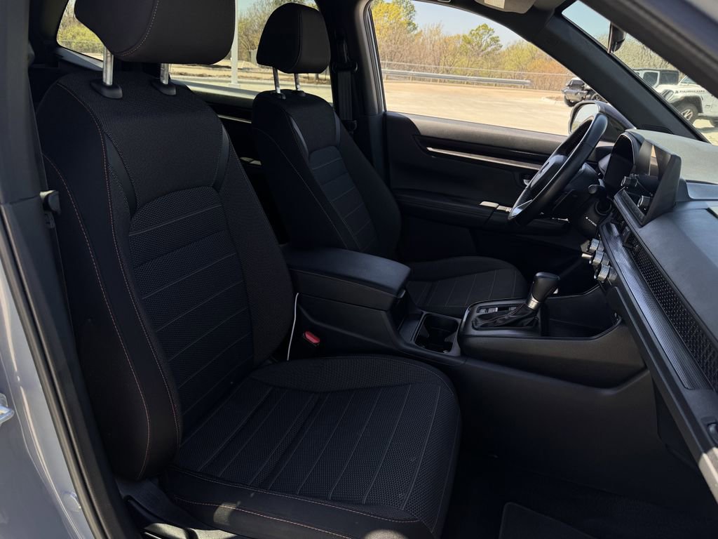 Used 2025 Honda CR-V Sport image 29