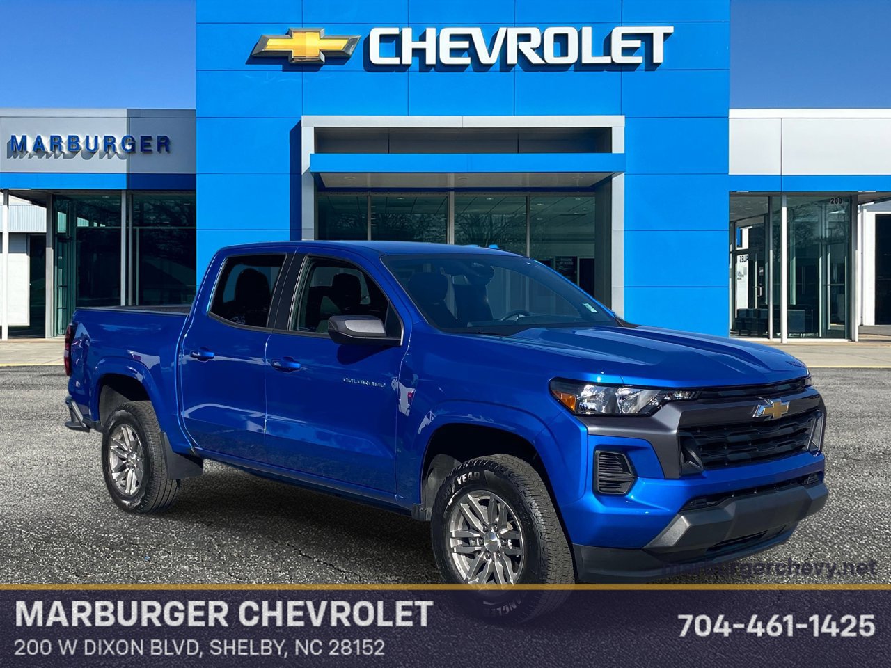 Used 2024 Chevrolet Colorado LT RWD image 1