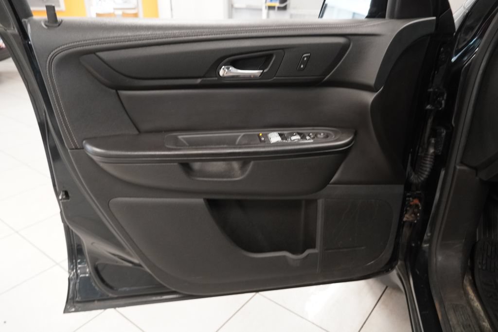 Used 2014 Chevrolet Traverse LT w/ All-Star Edition AWD/4WD image 17